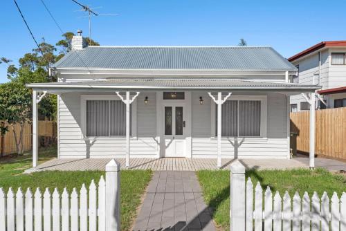 St Leonards House | Cliffy Jack