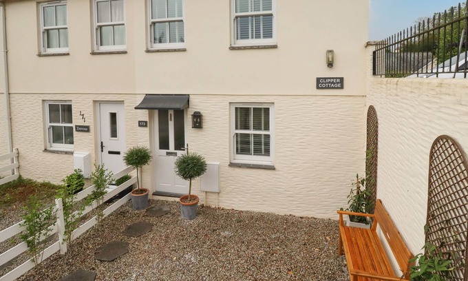 Charlestown Cottage | CLIPPER COTTAGE, family friendly, with a garden in St Austell