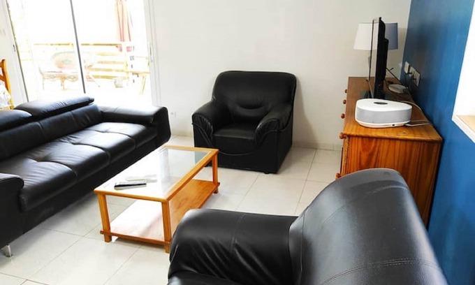 Givonne House | Clos du Bannet Family Escape