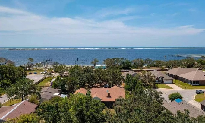 Ono Island House | Close to beaches w/small private beach access across street, partial Gulf View.