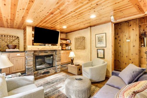Breckenridge House | Close to Skiing Cabin with Pool Access in Breck