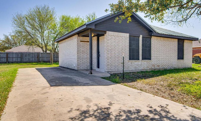 Weslaco House | Close to Town and Med Center Weslaco Home