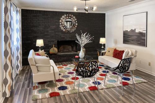 Hot Springs Apartment | Cloud 9