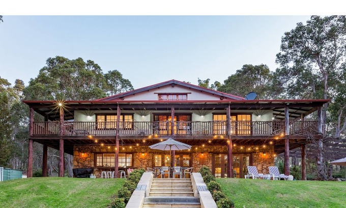 Yallingup House | Cloud Break - Exclusive Escapes