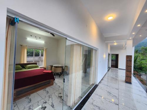 Elappara House | cloudy mist