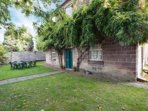 Belper House | Clusters Chapel