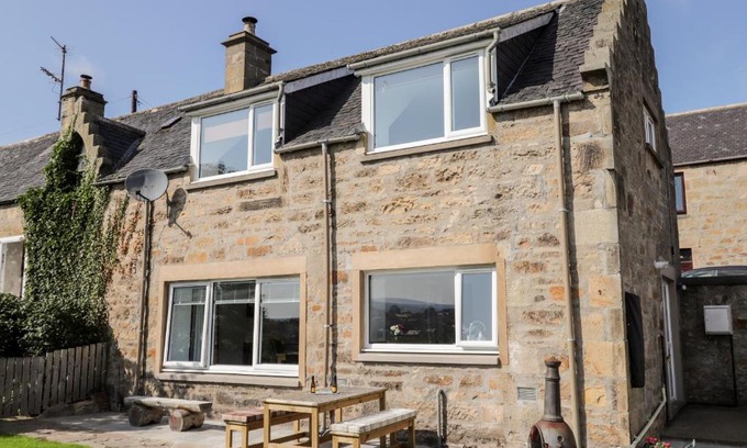 Elgin House | Clyne Cottage