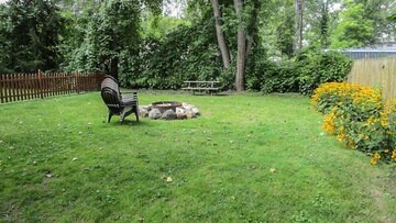 Lakeville Cottage | CO6051M in Livonia
