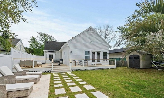 Crescent Beach House | Coastal Breeze -5BR -Hot Tub, Ping Pong, Fire Pit