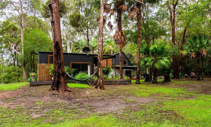 Arakoon House | Coastal bush oasis - mins fr South West Rocks Beaches
