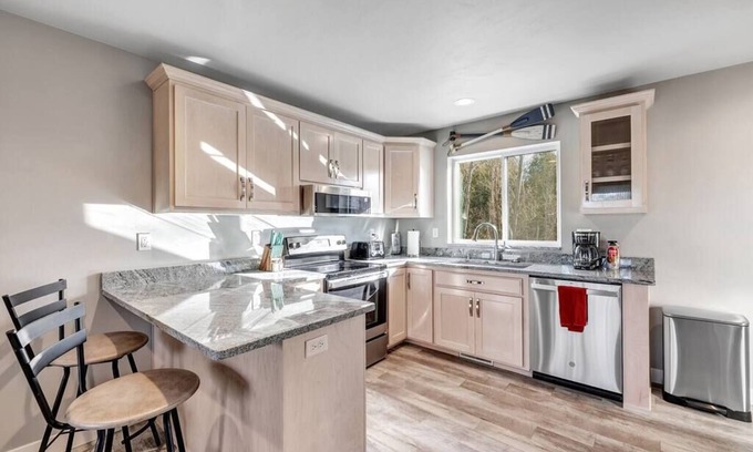 Sister Bay Condo | Coastal Chic Condo in the Heart of Sister Bay!