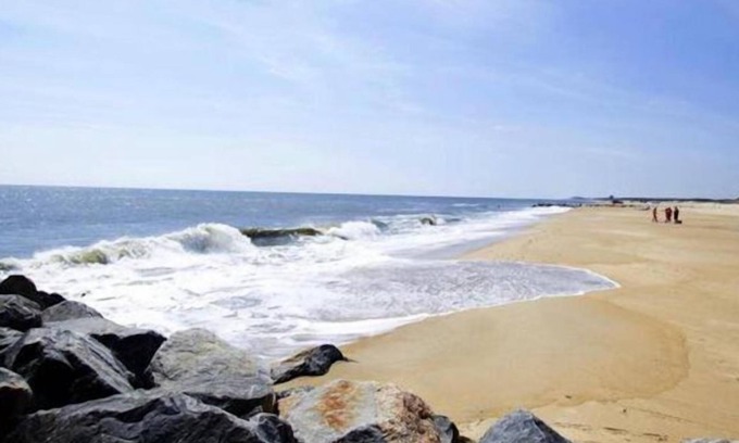 Lewes House | Coastal Club * 33304 * 3 BR, 2.5 BA Sleeps 8 *Community of the Year *