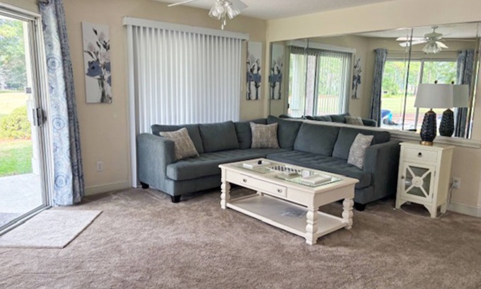 Calabash Condo | Coastal Condo with golf on-site, shared pool and fitness center