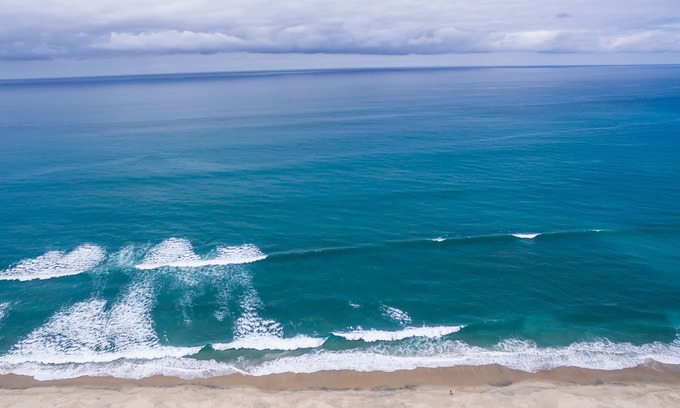 Carlsbad Village Cottage | Coastal Cottage Walking district in Village! Walk to Beach 🏖️ Pet friendly 🦮