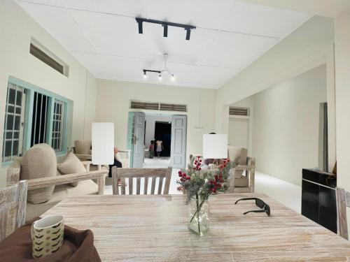Negombo House | Coastal Getaway