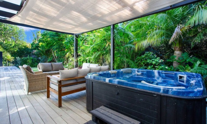 Rothesay Bay House | Coastal Retreat w Spa Pool just Steps to the Beach