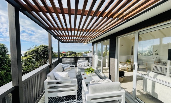 Waikanae House | Coastal Style with Sea Views and a Hot Tub