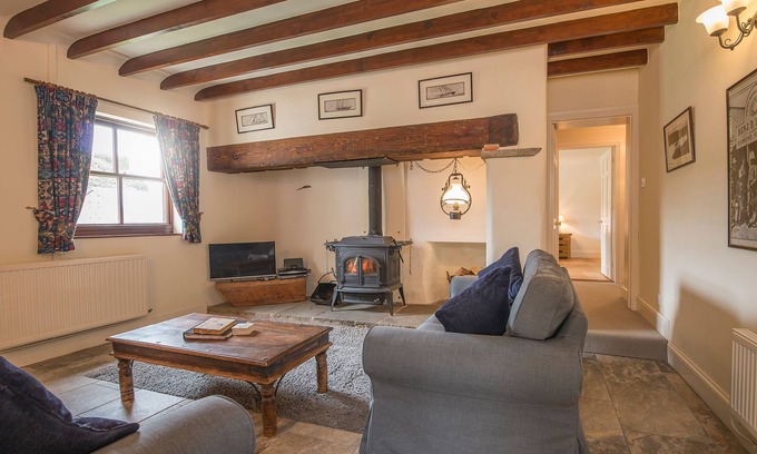 Porthgain Cottage | Coastal View, Holiday Cottage Porthgain, Sleeps 4, 2 bedrooms, bathrooms