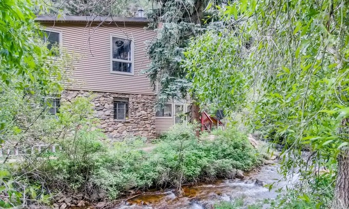 Idaho Springs Condo | Cobblestone: Relax and Play Creekside Studio Condo