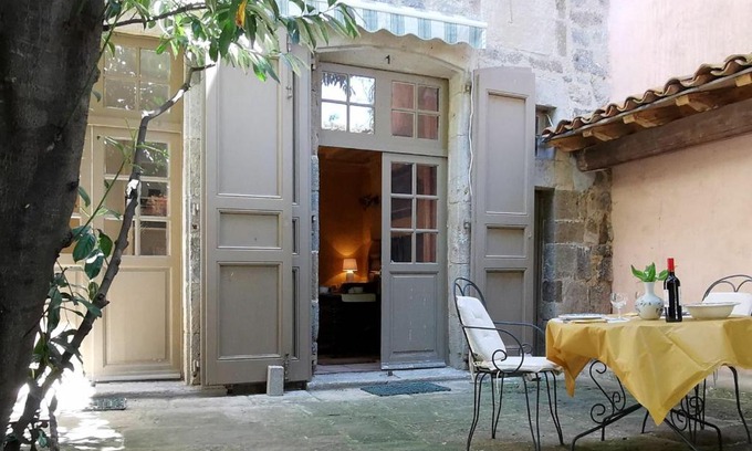 Le Puy-en-Velay Apartment | Cocon au cœur du Puy-en-Velay avec cour privée et WIFI - FR-1-582-325