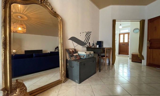 Rochefort House | Cocon Bleu - Ideally located house with garden