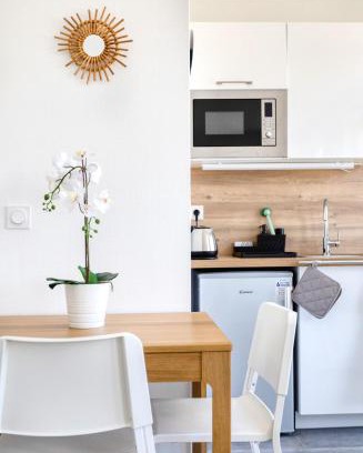 Antony Apartment | Cocon d EMERAUDE et de SAPHIRE à Antony