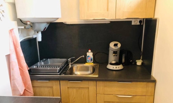 Dufau-Tourasse Apartment | Cocon Palois Studio Cosy Dernier Étage Wifi Fibre