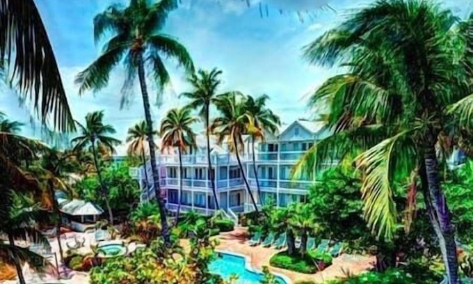 Old Town Resort | Coconut Beach | Hot Tub | Lux Resort | Pool | Concierge