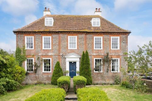 Selsey House | Coles House By The Butler Collection