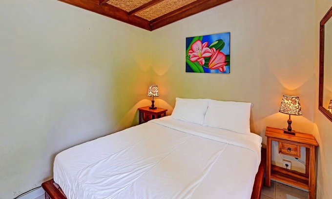 Central Seminyak Hotel | Collection O 91479 Indah Home Stay