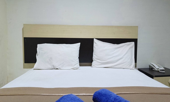 Makassar Hotel | Collection O 93163 Hotel Grand Kartika