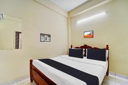 Erode Hotel | Collection O Erode VOC Park