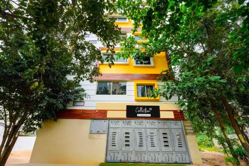 Bengaluru Hotel | Collection O Ganakkal Near BGS Hospital Junction