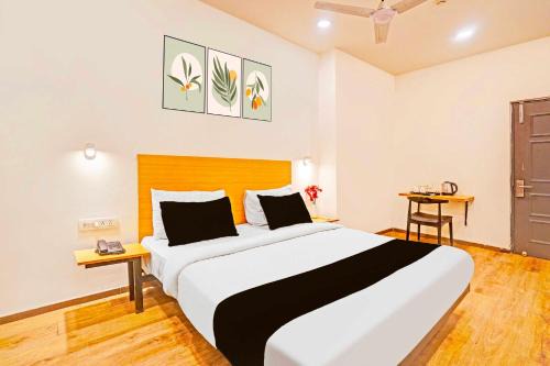 Mohangarh Hotel | Collection O Mukut Bazar