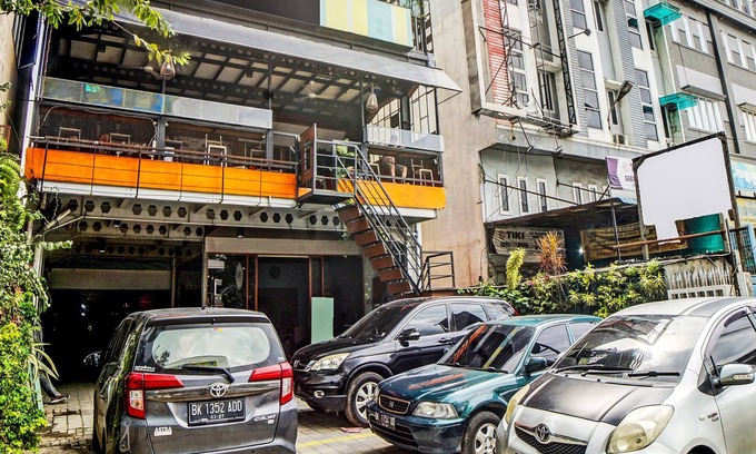 Medan Hotel | Collection O Sama Hotel
