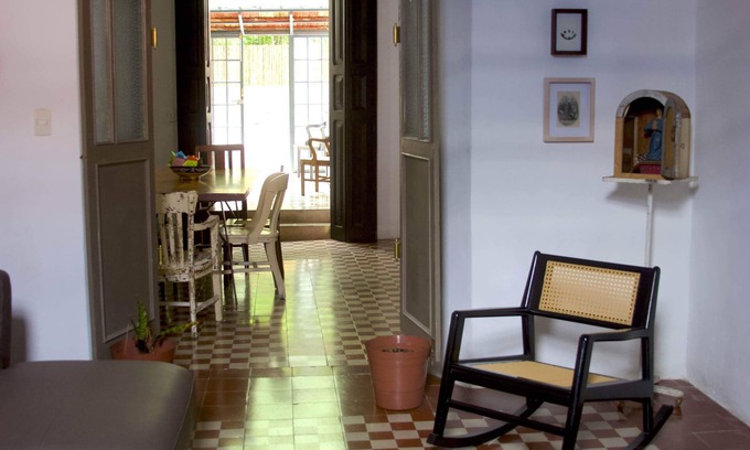 Barrio de Santiago House | Colonial with artistic touch house
