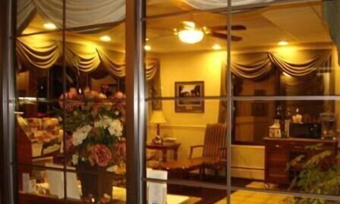 Latham Hotel | Colonie inn and Suites