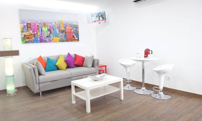 Ensanche Diputacion Apartment | Color Suites Alicante