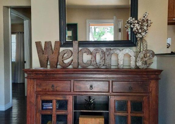 Paso Robles Apartment | Colorful Artist's Bungalow Walk Downtown Paso