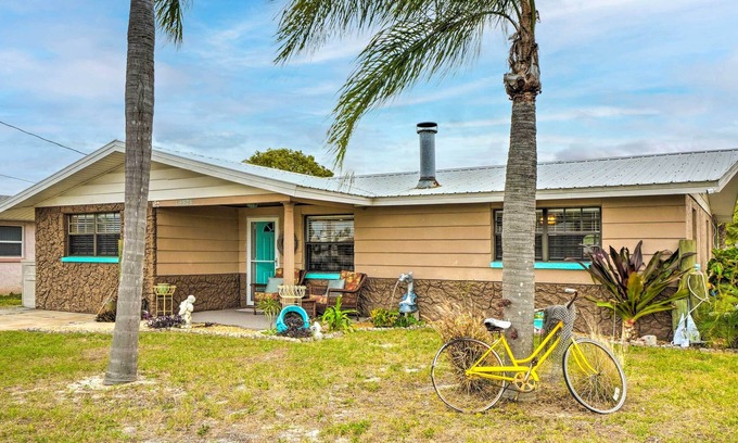 Sea Ranch House | Colorful Hudson Home on Canal w/ Boat Dock!