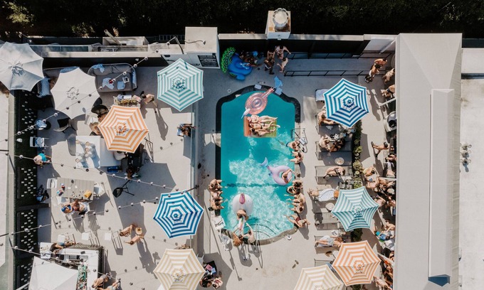 Tri-West House | Colorful One Bedroom Suite | Pool + Cabana | Bikes