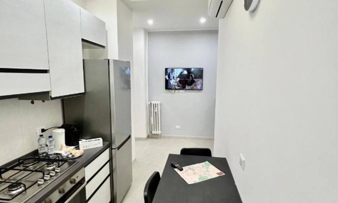 San Giovanni Apartment | COLOSSEUM LUXURY ROME APARTMENT- NEAR METRO A