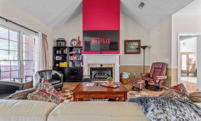 Fortson House | Columbus 4BR Getaway w/Hot Tub Close to Ft Moore
