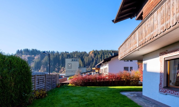Hopfgarten Markt Apartment | Combinable apartment at only 1.3 km to the ski lift