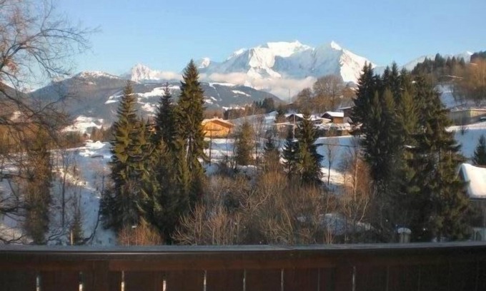 Combloux Apartment | Combloux apartment sleeps 5 facing Mont Blanc