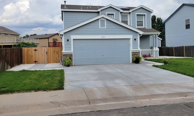 Dupont House | Come and enjoy this beautiful 3 -bedroom 2.5 bathroom