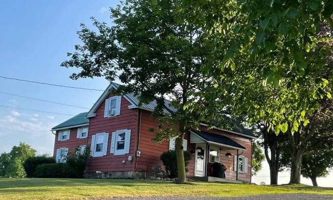 Geneva Other | Come relax at Seneca’s Charm! A gem in the Finger Lakes!