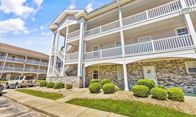 Central Myrtle Beach Condo | Come stay at our MYRTLE BEACH ESCAPE! Minutes from everything!
