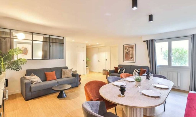 Quartier Saint-Ambroise Apartment | Comfort & Design for 10p - 5min from the Marais !