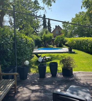 Rhein-Erft-Kreis District House | Comfort in Hürth with pool and fireplace